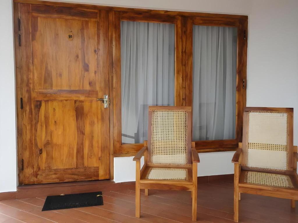 Naaval Hotel Баттикалоа Экстерьер фото
